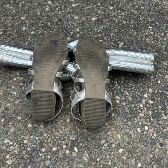 E Collection Gold Lace Up Gladiator Buckle Sandals size 8.5 - Picture 5 of 8